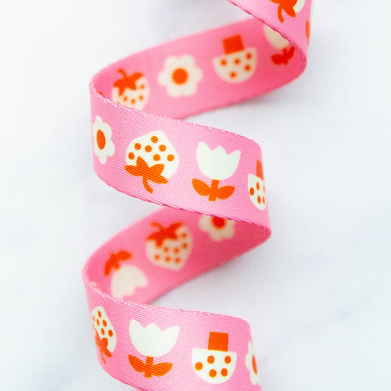 Strawbitties in Pink Webbing 1.5": Sold by the Yard
