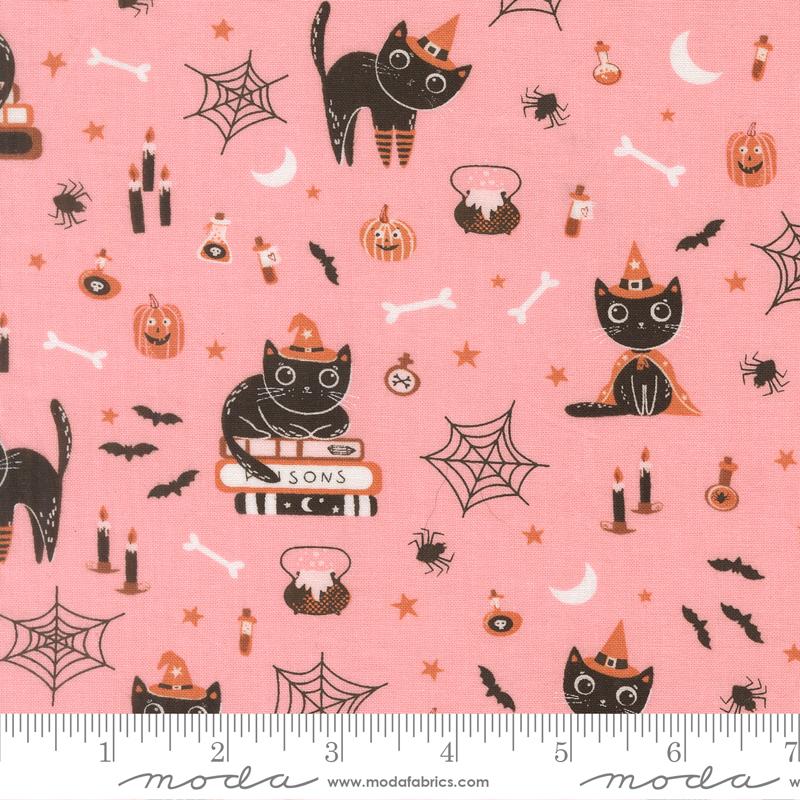 Purrs and Boos- Candy Cats: Sold By The 1/2 Yard