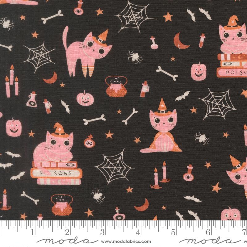 Purrs and Boos- Black Cat Cats: Sold By The 1/2 Yard