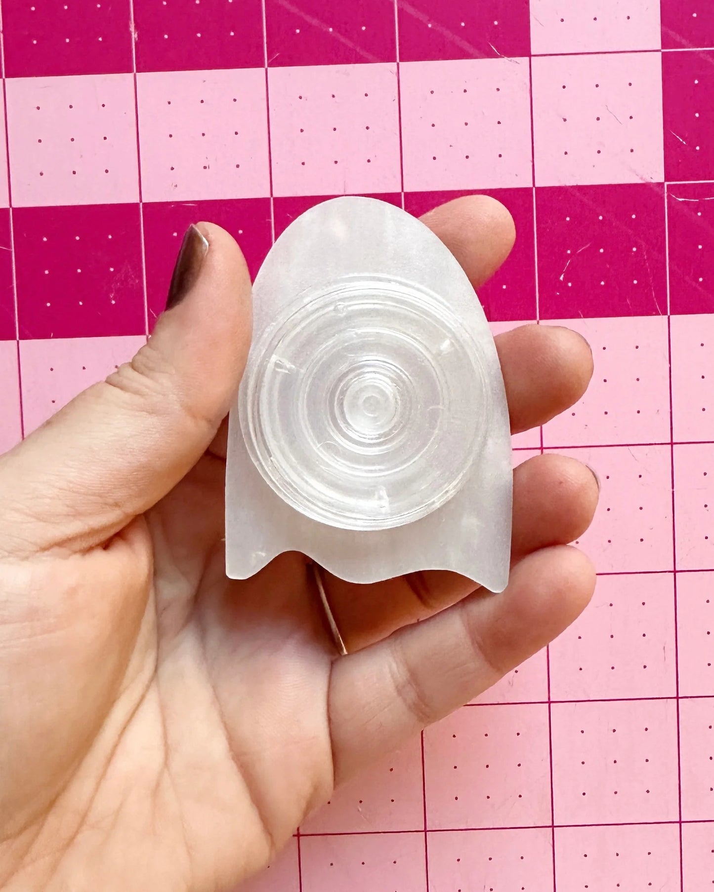 Pop Up Ruler Handle: Ghost