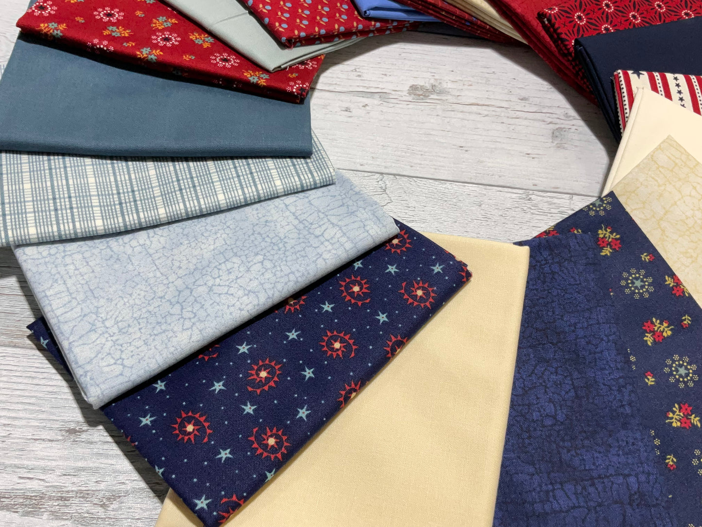 Friday Harbor/ Henry Glass Shop Assembled Fat Quarter Bundle: Choice of Bundle