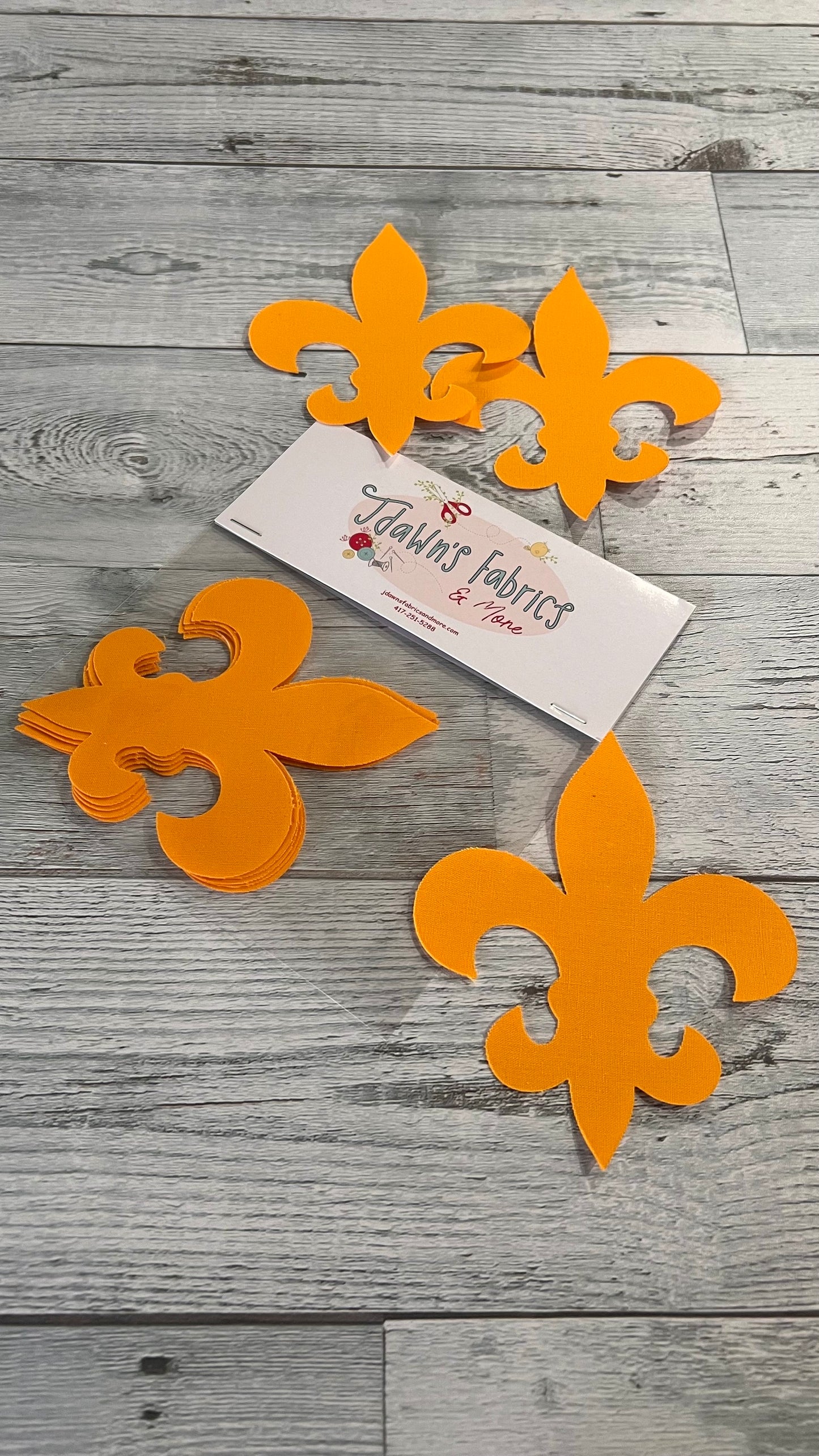 Fleur De Lis Fused Appliques: Choice of Quantity and Color