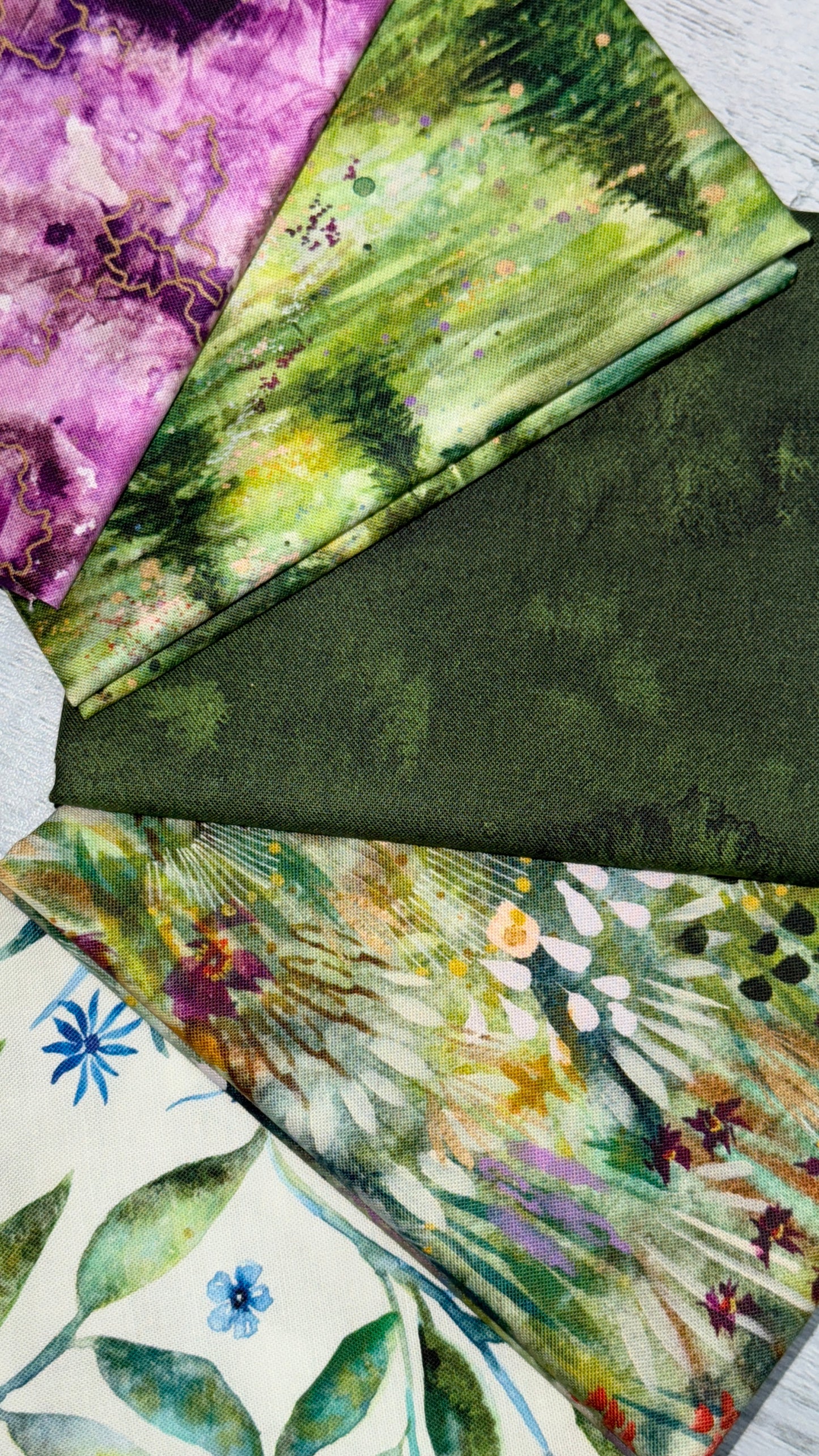 Wanderlust- Shop Assembled Fat Quarter Bundle: Choice of Bundle*