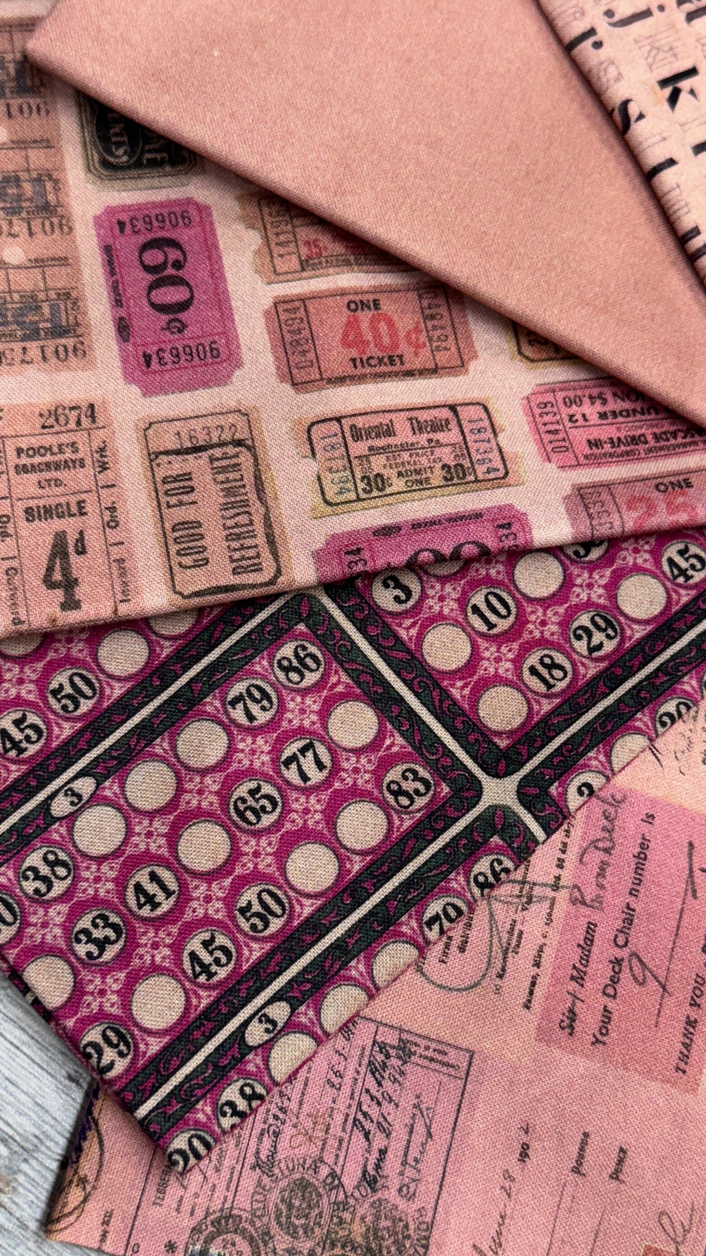 Tim Holtz Palette Program, Fat Quarter Bundle- PINK: Shop Assembled