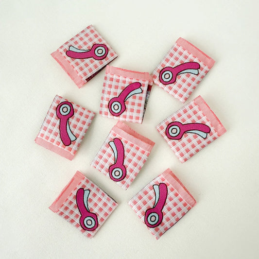 Rotary Cutter Woven Quilt Labels- 8pk