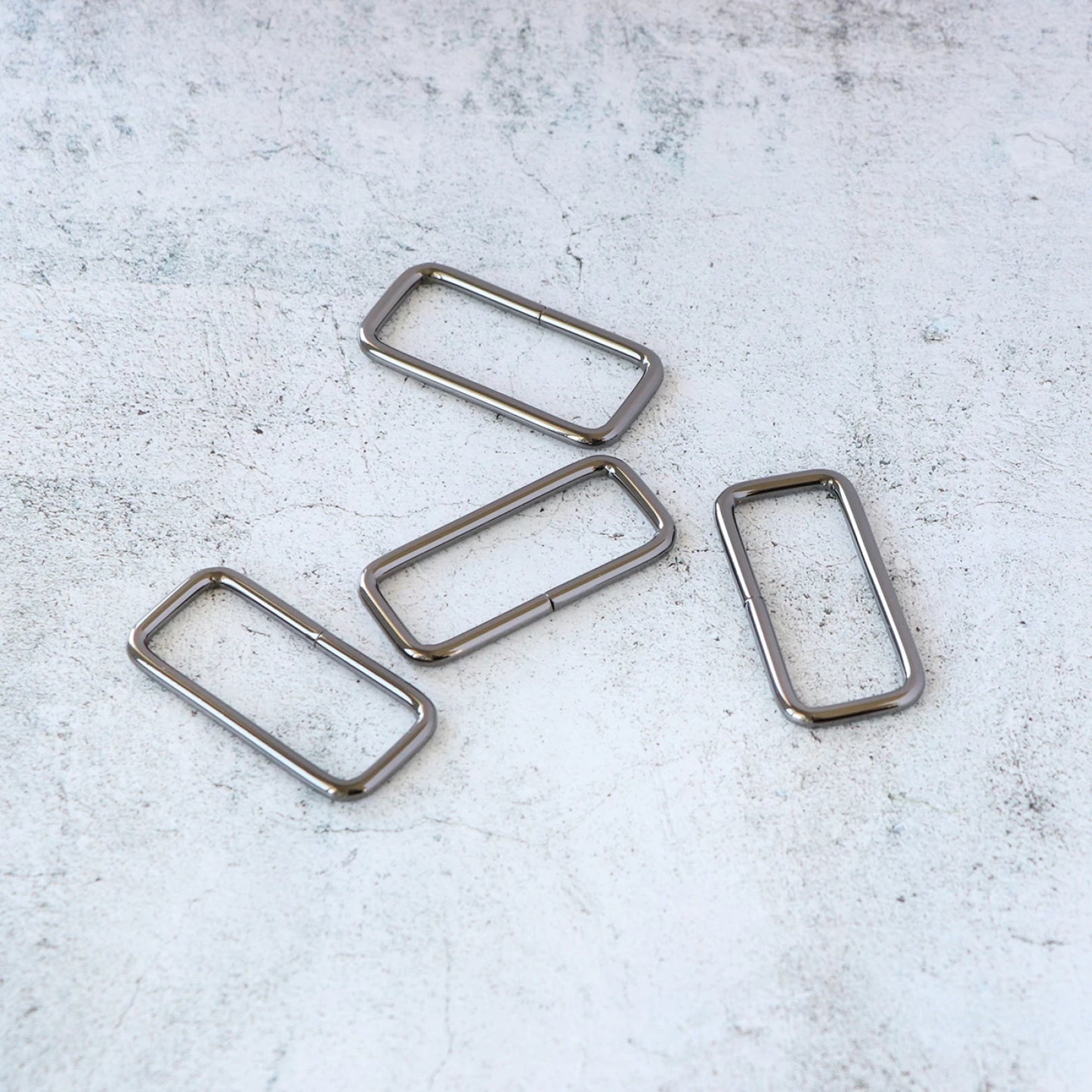 Rectangle Rings- 2" Gunmetal: 4Pcs