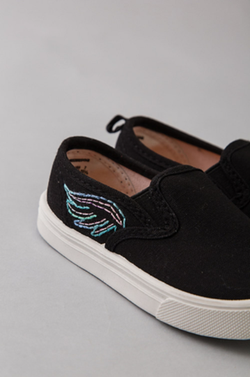 10 Easy Stitches- Embroider 30+ Unexpected Projects