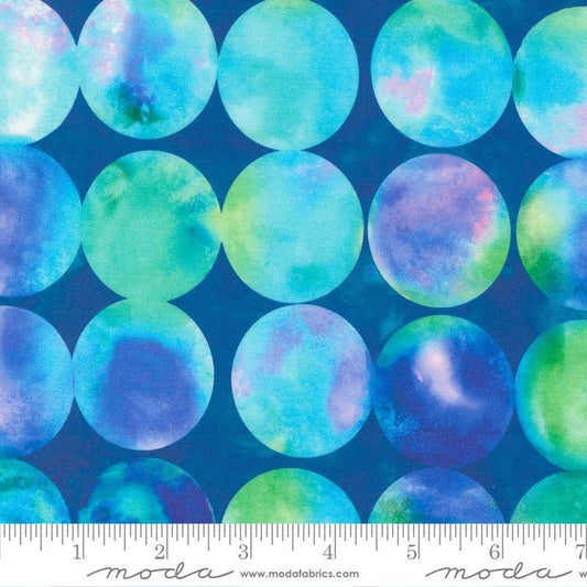 Gradients Auras- Sapphire Big Dot: Sold by the 1/2 yard.