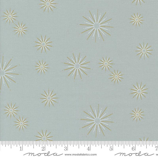 Shimmer- Silver Stars- Metallic: Sold by the 1/2 yard