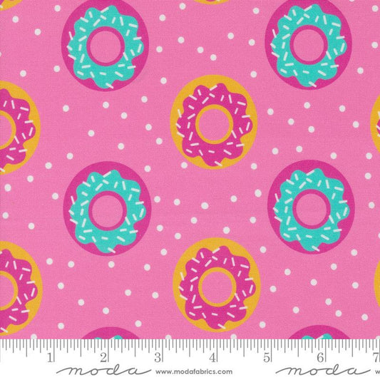 Snack Shack- Berrylicious Donut Worry, Be Happy: Sold By The 1/2 Yard