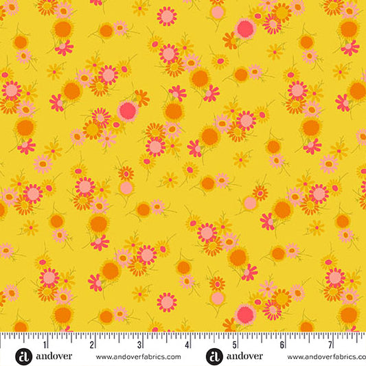 Jinny- Sunshine Daisy Chain: Sold by the 1/2 yard