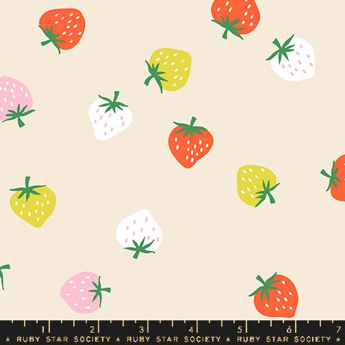 Strawberry- Shell Strawberry Toss: Sold by the 1/2 yard