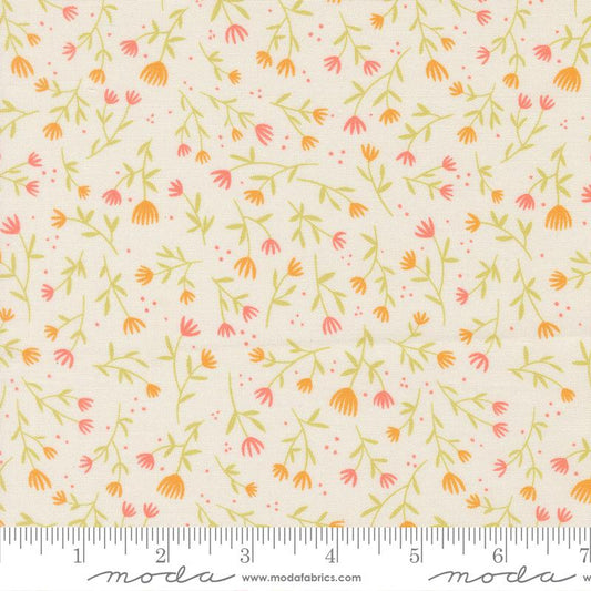 Floral Fondant- Cloud Pastel Ditsy: Sold by the 1/2 yard