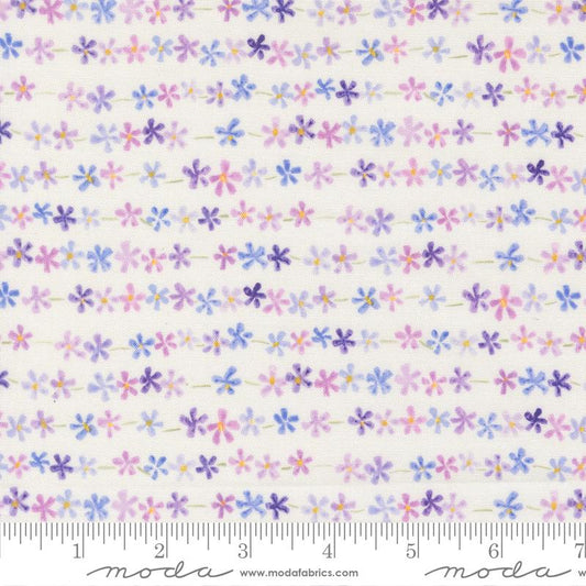 Delphinium- Snowdrop Daisy Chain: Sold by the 1/2 yard