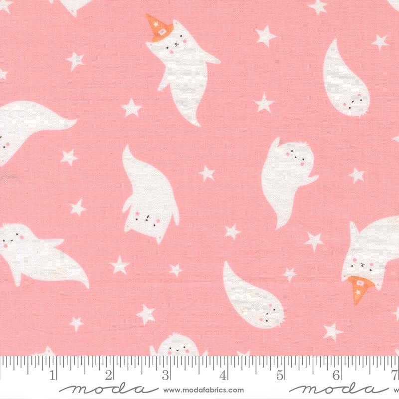 Purrs and Boos- Candy Ghost: Sold By The 1/2 Yard