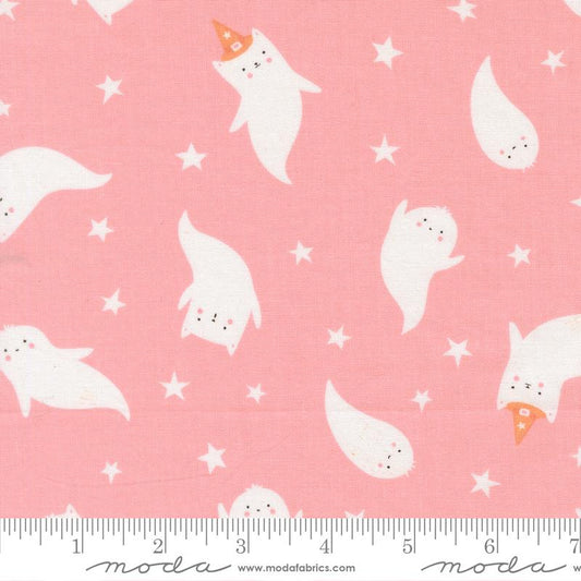 Purrs and Boos- Candy Ghost: Sold By The 1/2 Yard