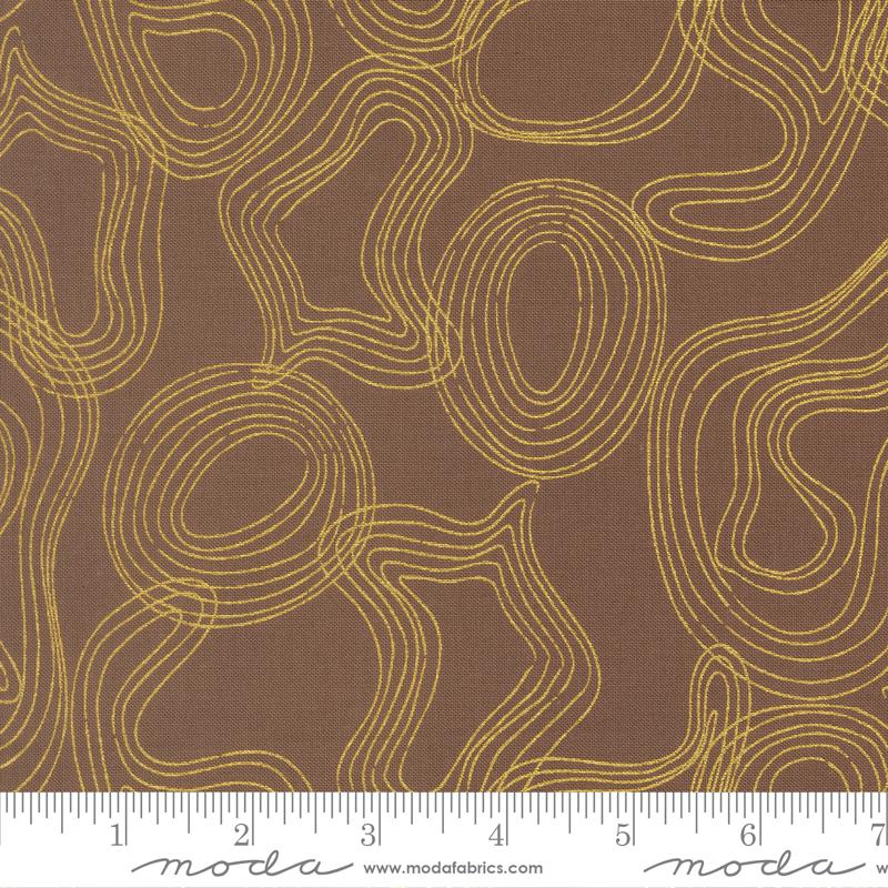 Sunlit Ruins- Mauve Shadow Grove Metallic: Sold By The 1/2 Yard
