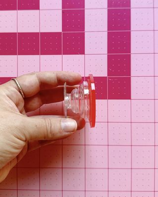 Pop Up Ruler Handle: Tomato