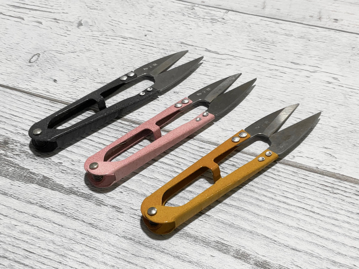 Thread Snip Design Thread Snips: Choice of color. – Jdawn's Fabrics & More