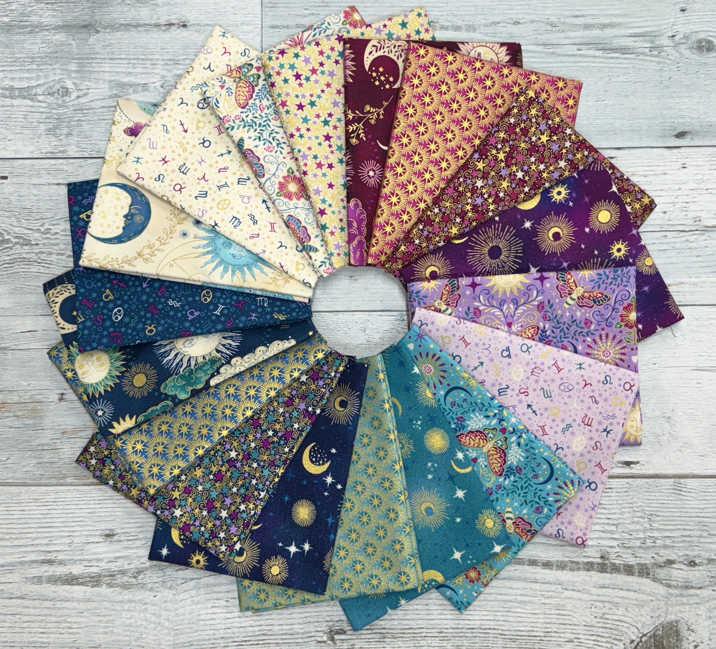 Luna 18pc Shop Assembled Fat Quarter Bundle