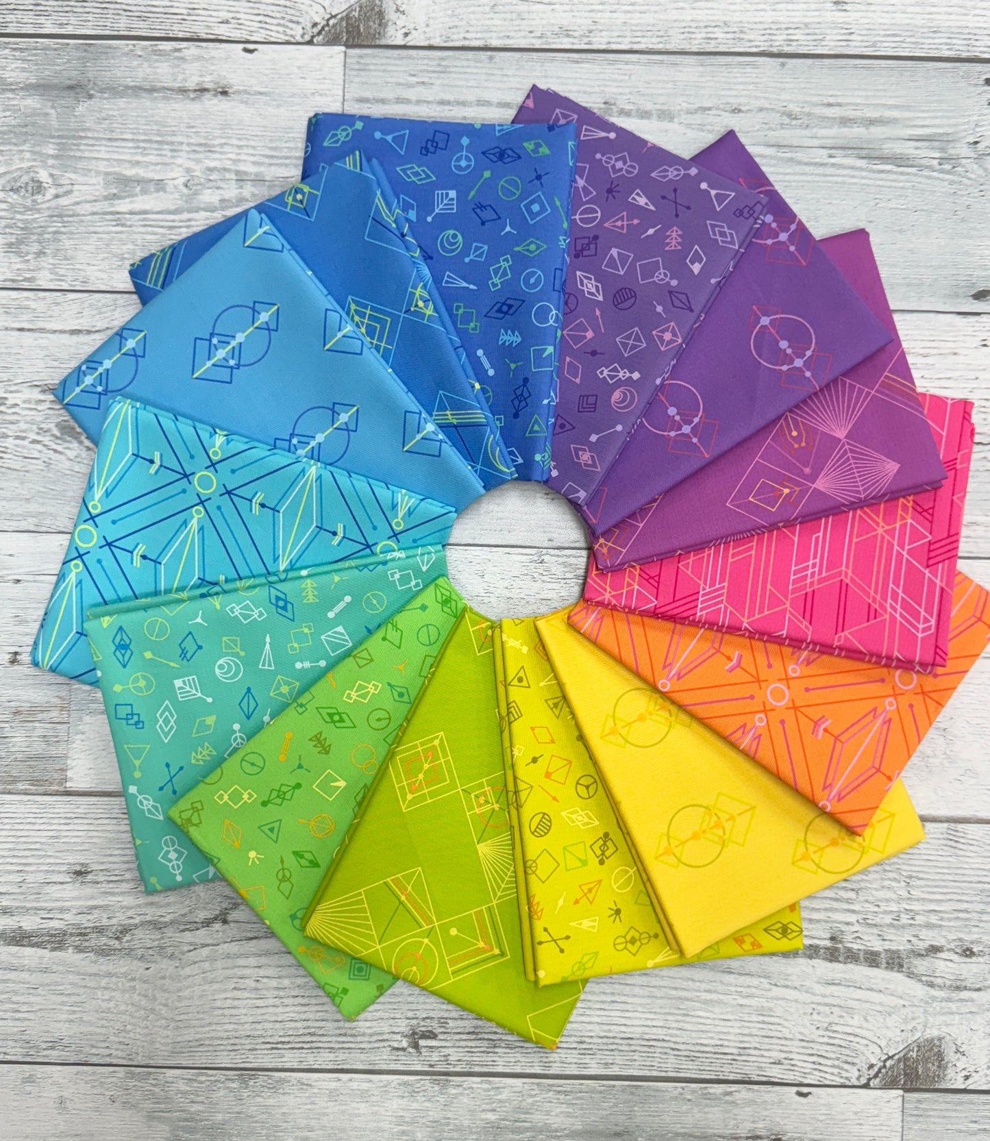 Deco Glo II 14pc- Shop Assembled Fat Quarter Bundle