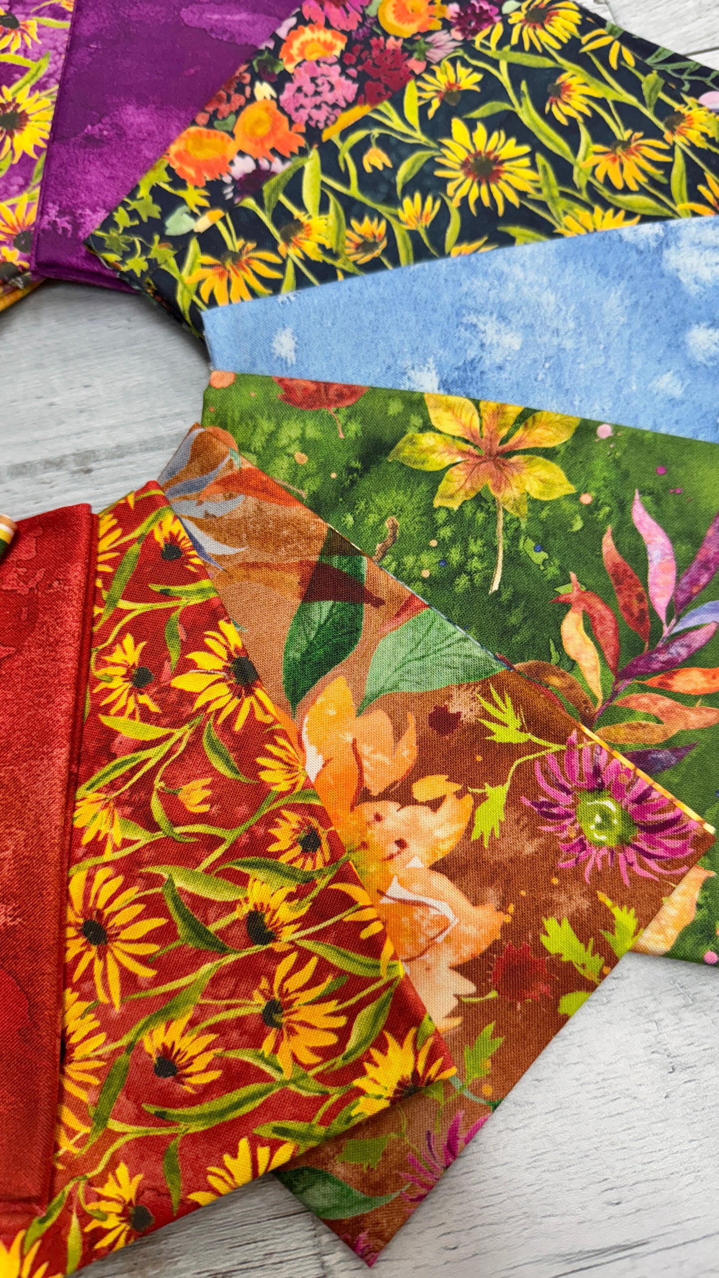 Floribunda- Shop Assembled Fat Quarter Bundle