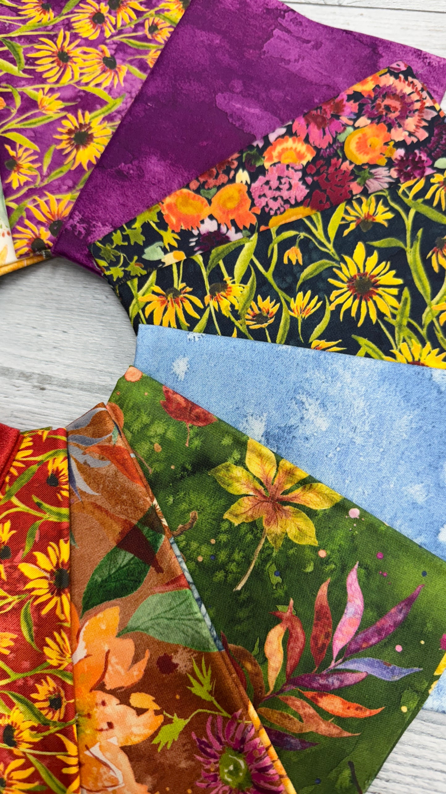 Floribunda- Shop Assembled Fat Quarter Bundle