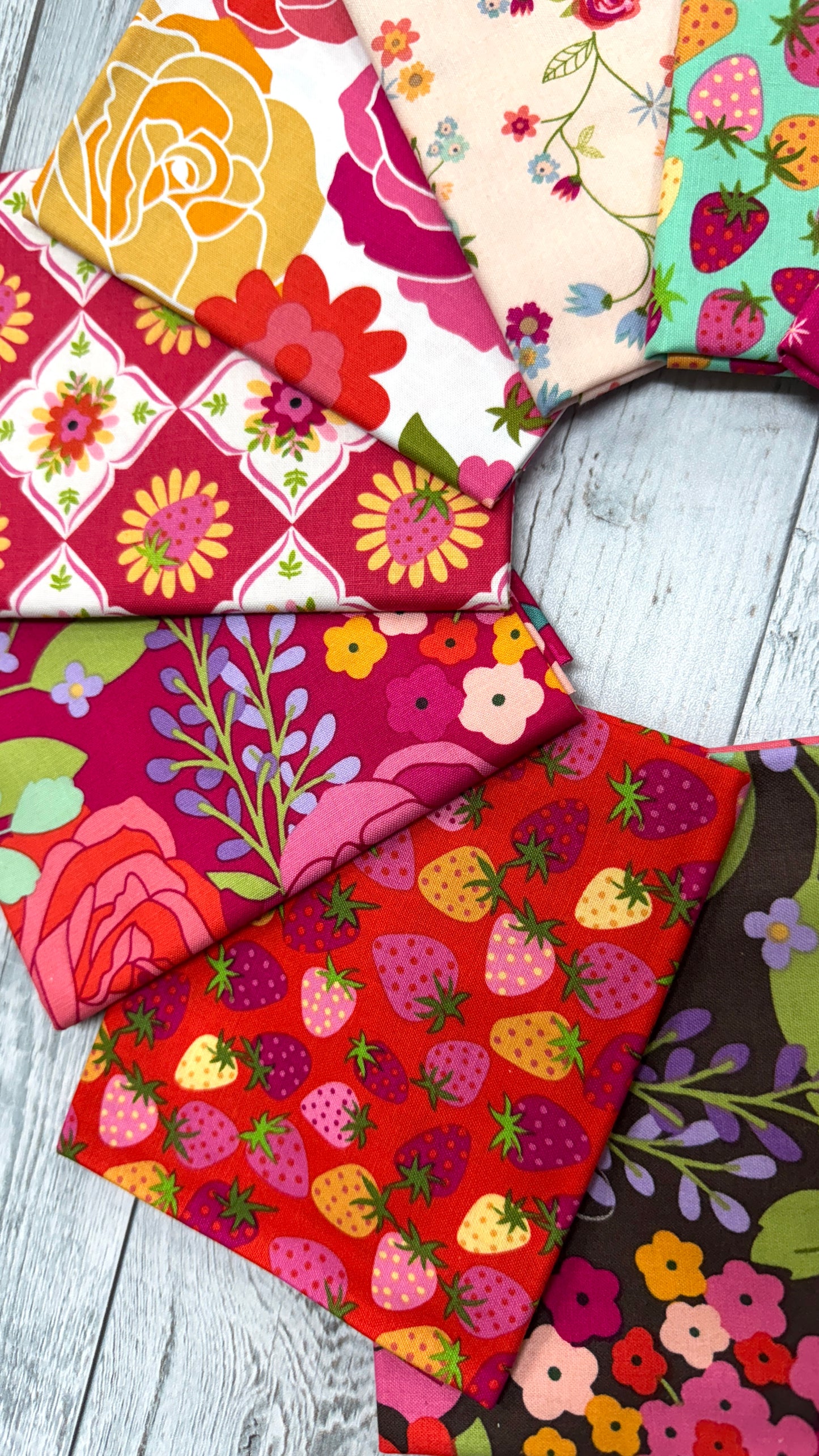 Calico Cowgirls- Shop Assembled Fat Quarter Bundle: Choice of Bundle