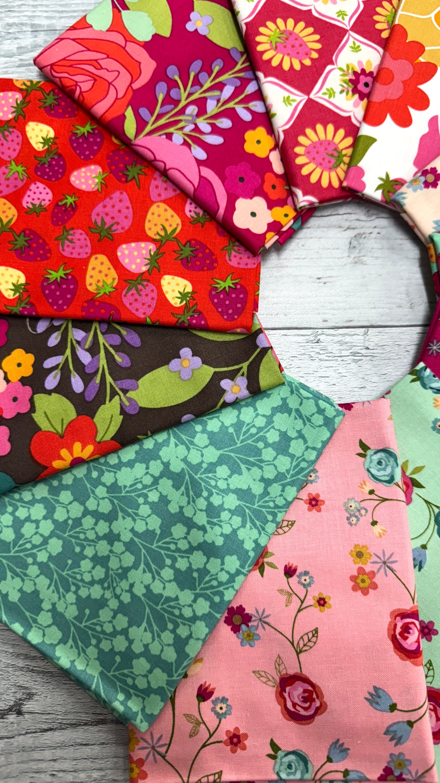 Calico Cowgirls- Shop Assembled Fat Quarter Bundle: Choice of Bundle