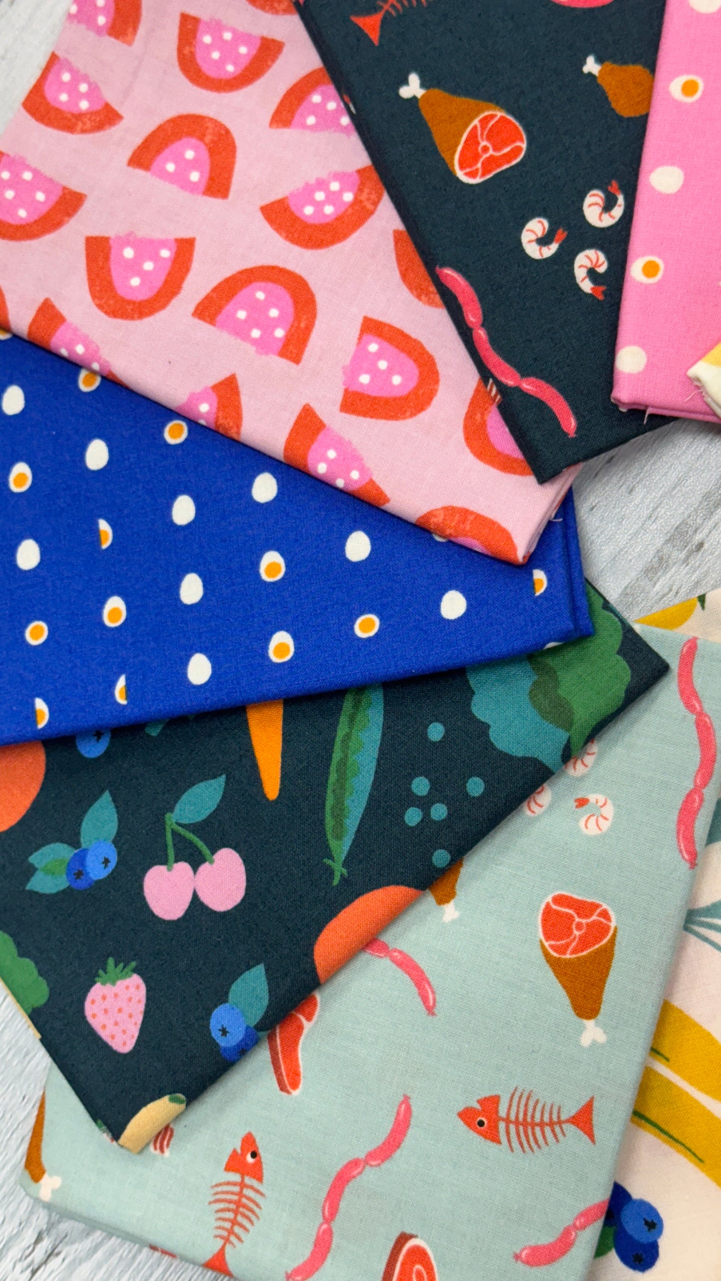 Food Group- Shop Assembled Fat Quarter Bundle