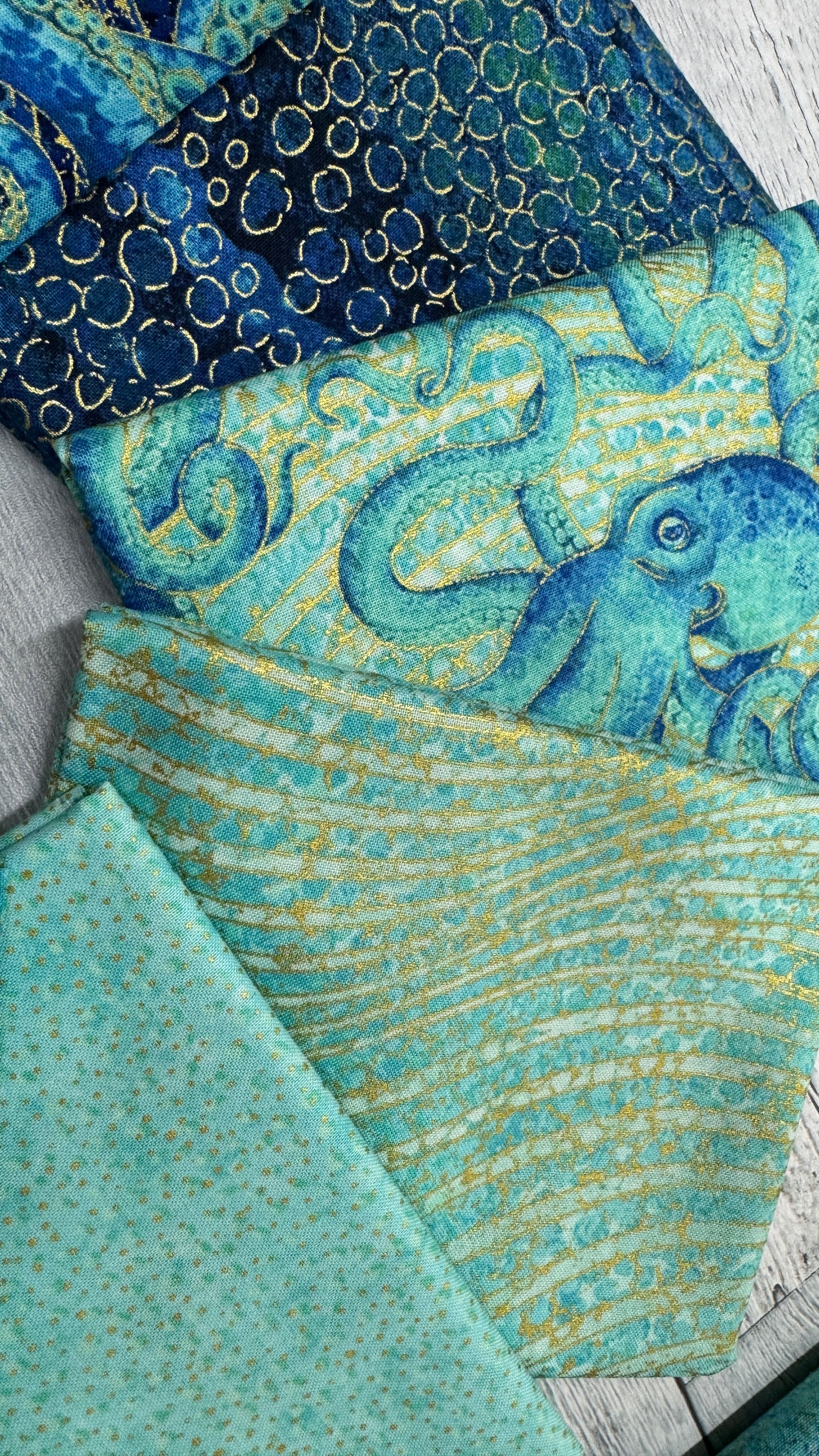 Shimmer Enigma Fat Quarter Bundle: Choice of Bundle