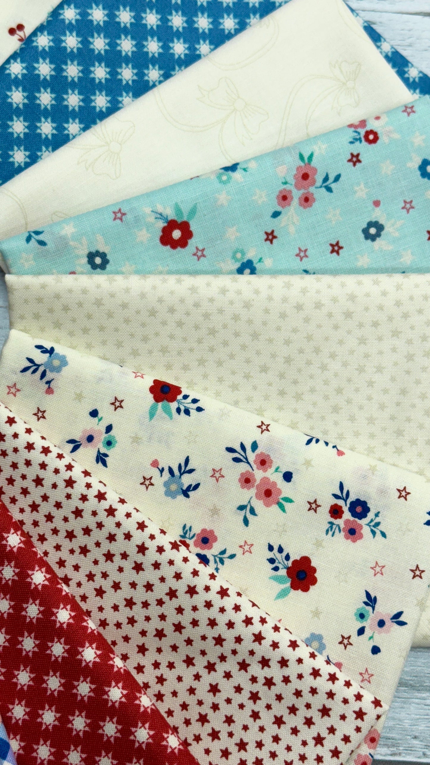Star Spangled Beauty 23pc- Shop Assembled Fat Quarter Bundle