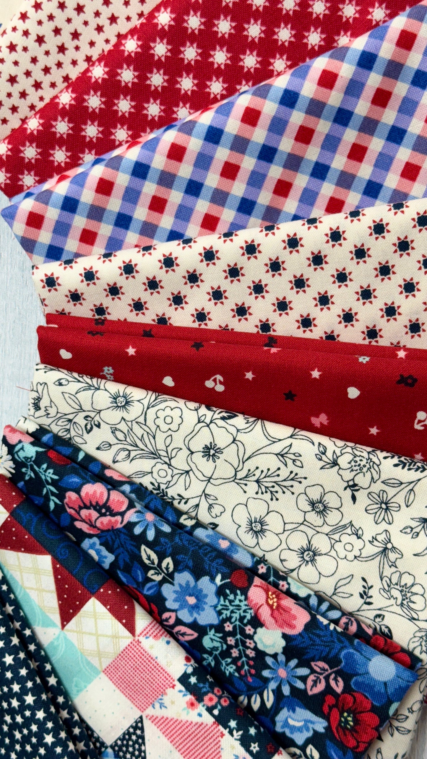 Star Spangled Beauty 23pc- Shop Assembled Fat Quarter Bundle