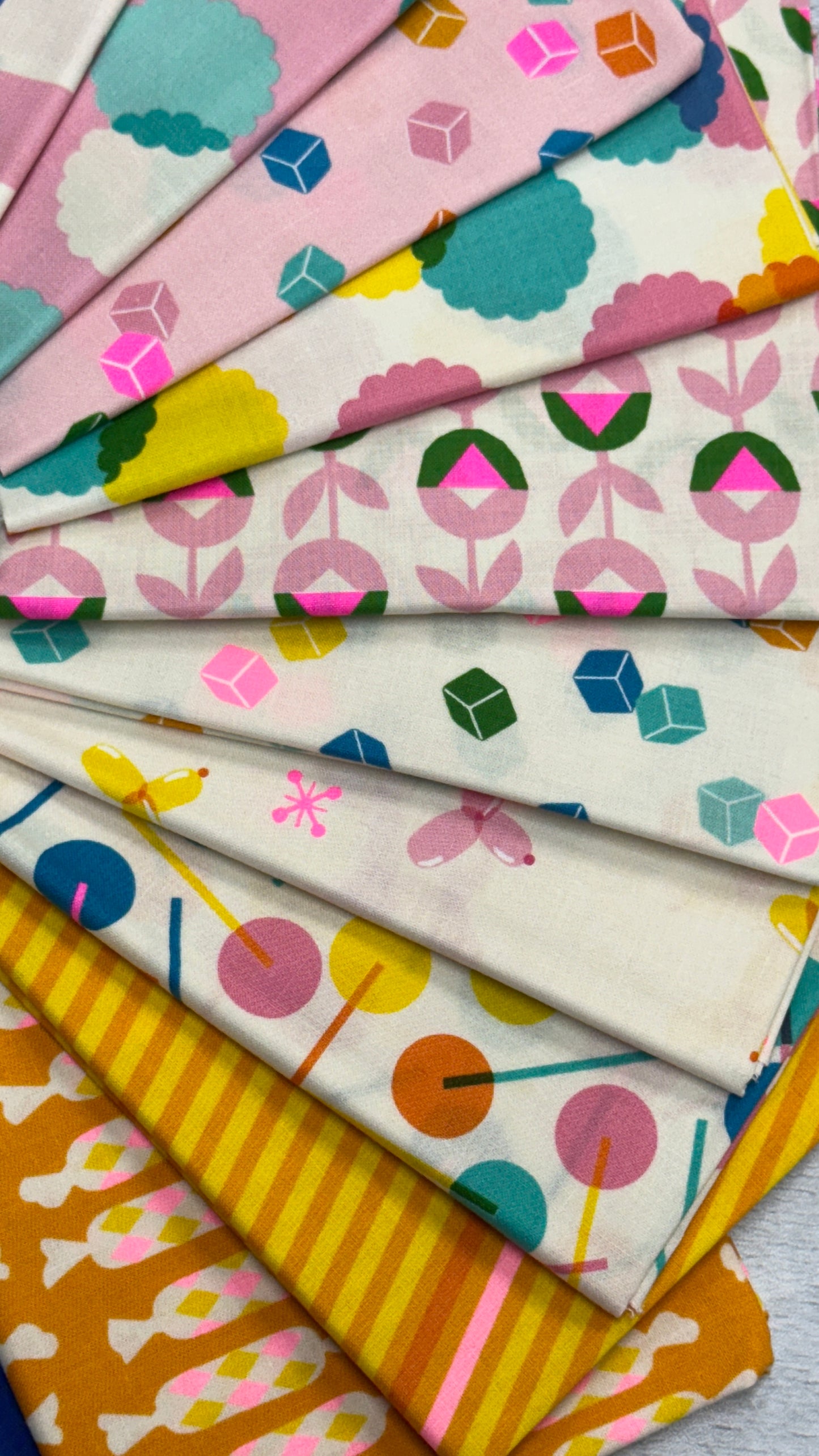 Eye Candy- Shop Assembled Fat Quarter Bundle