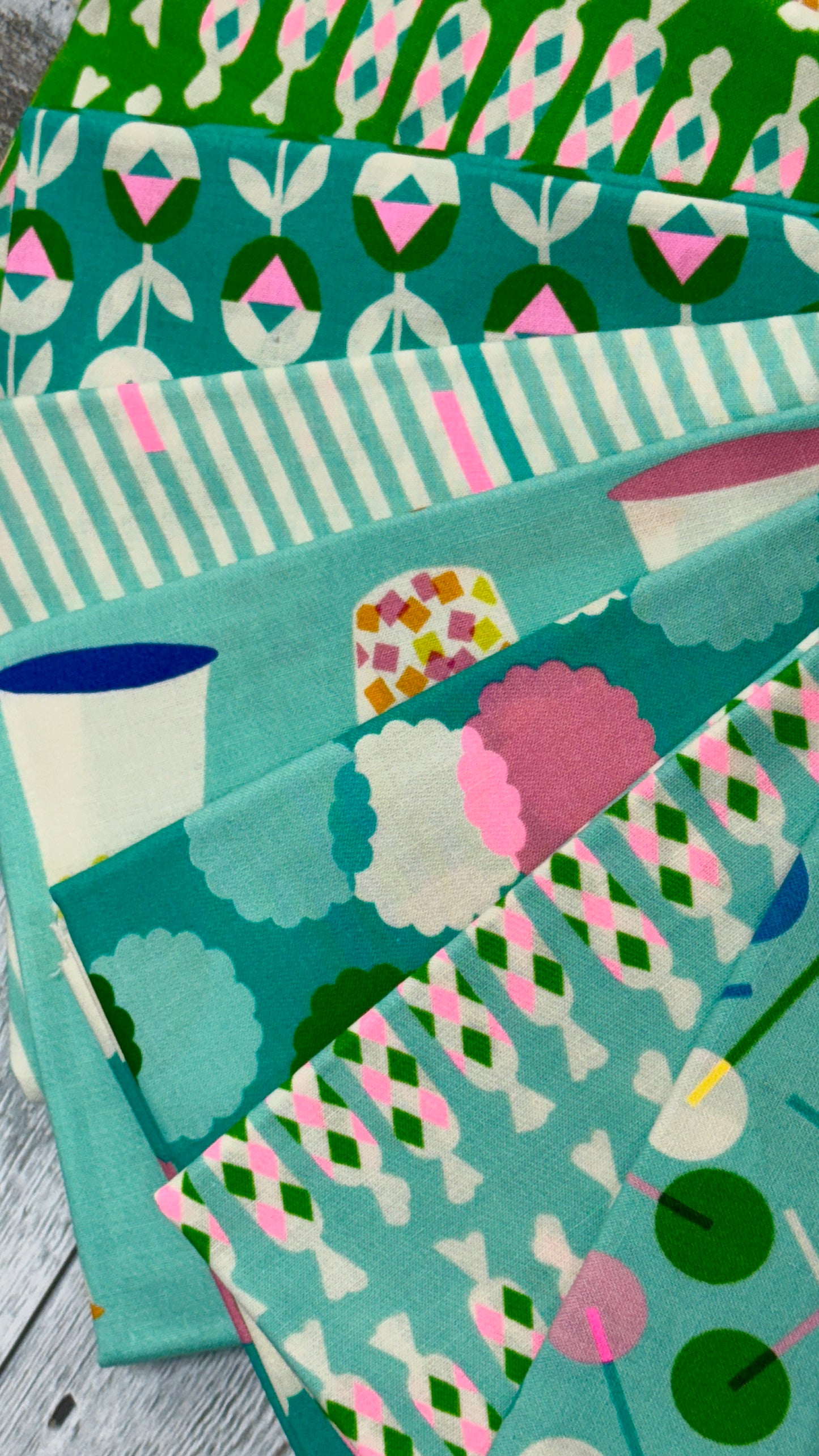 Eye Candy- Shop Assembled Fat Quarter Bundle