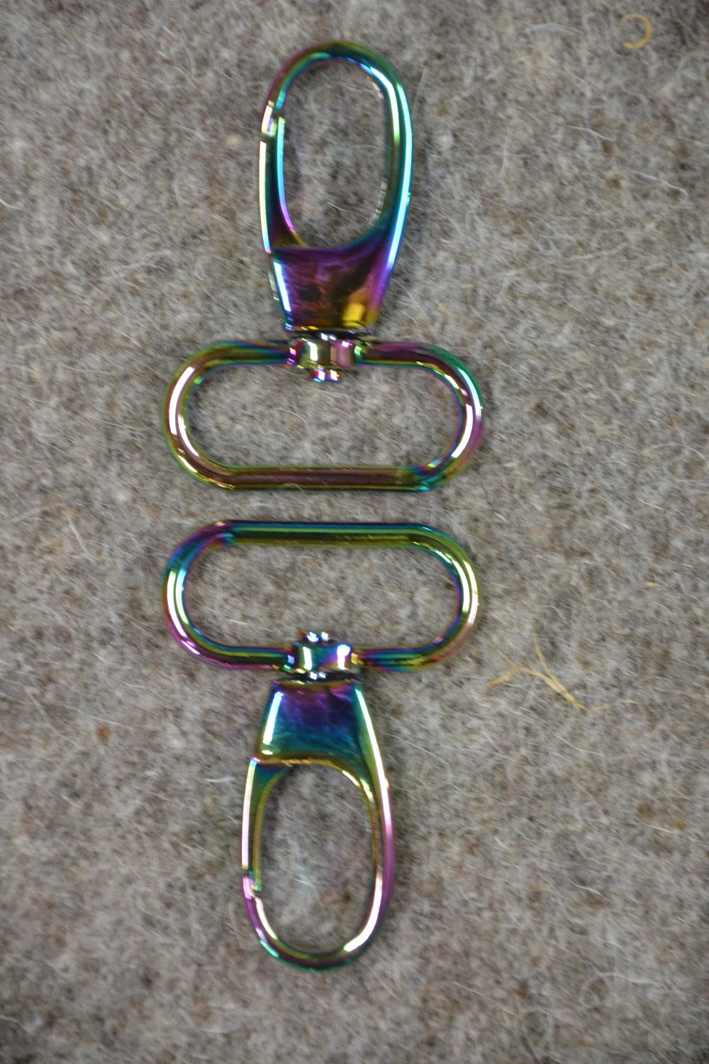 Rainbow Large Swivel Clips: 2pc