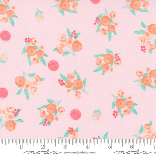 Sew Wonderful- Ditsy Floral Sweetie: Sold by the 1/2 Yard