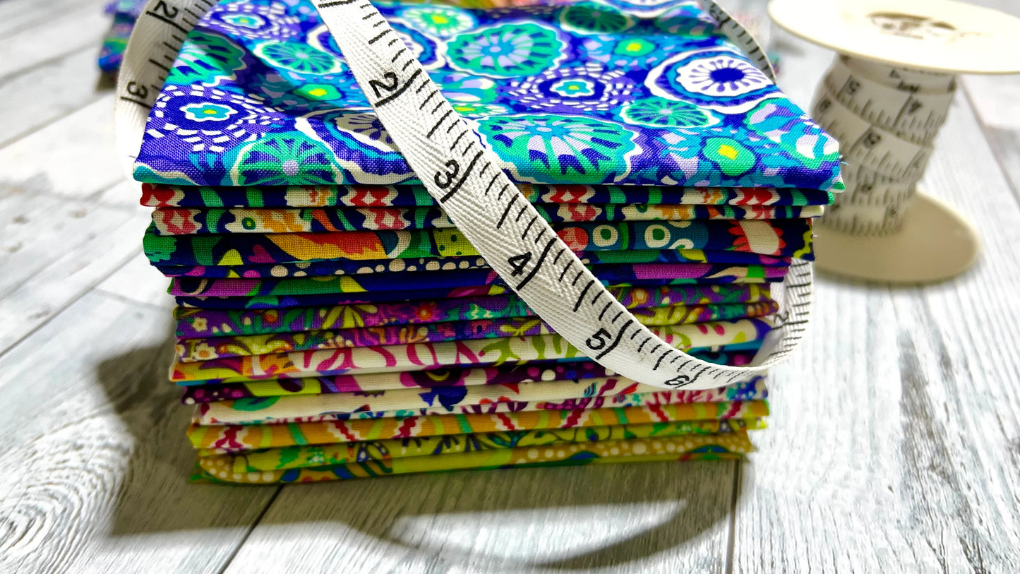 Atlantis 14pc- Shop Assembled Fat Quarter Bundle