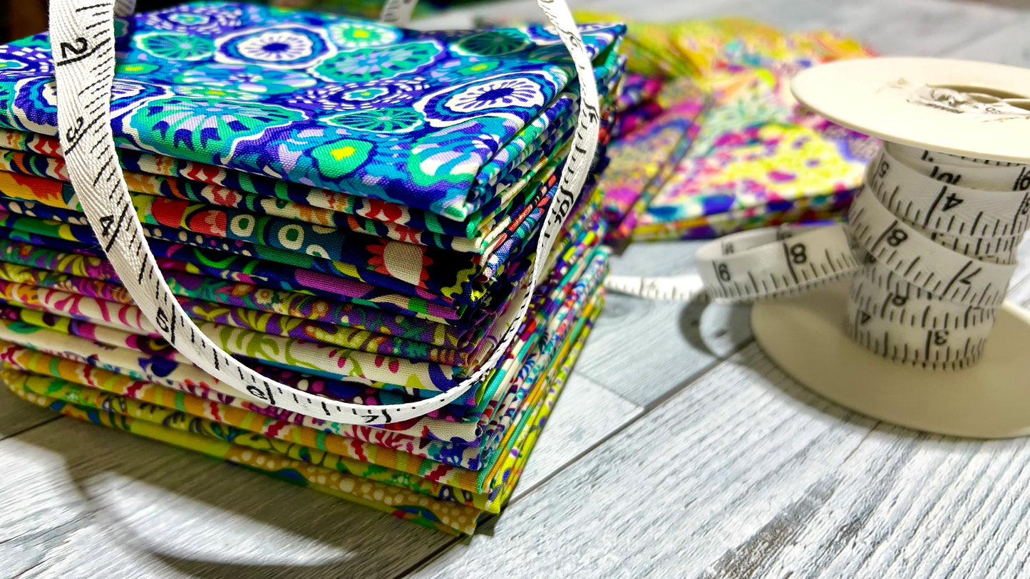 Atlantis 14pc- Shop Assembled Fat Quarter Bundle