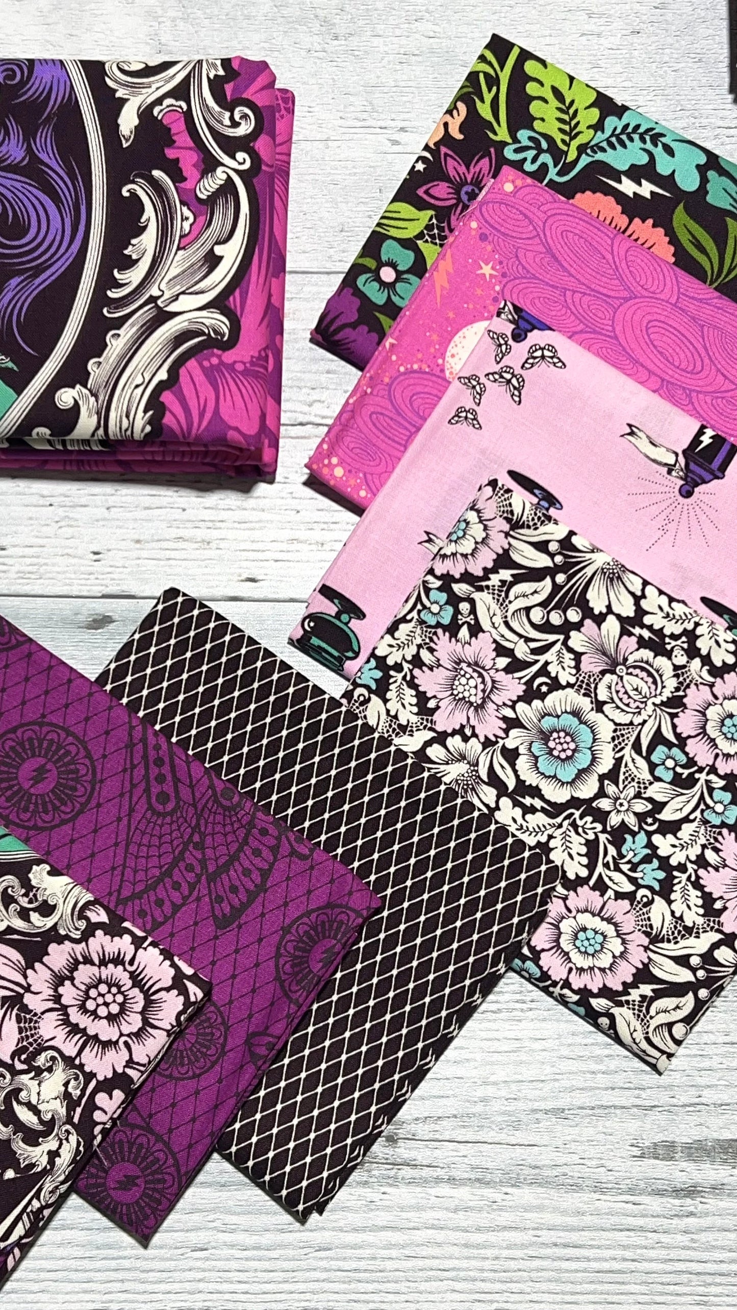 Nightshade "Deja Vu" by Tula Pink / FreeSpirit 8 pc Shop Assembled Fat Quarter Bundle (Includes One Yard of Large Cameos)