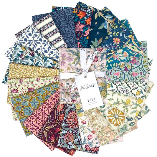 Morris & Co- Red House Fat Quarter Bundle: 20pc